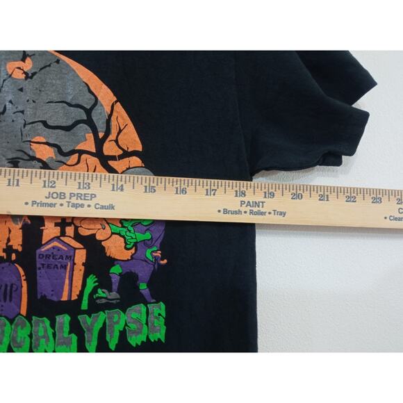 Gildan Women's T SHIRT ZOMBIE APOCALYPSE Theme Park Black Size Medium - Picture 6 of 12